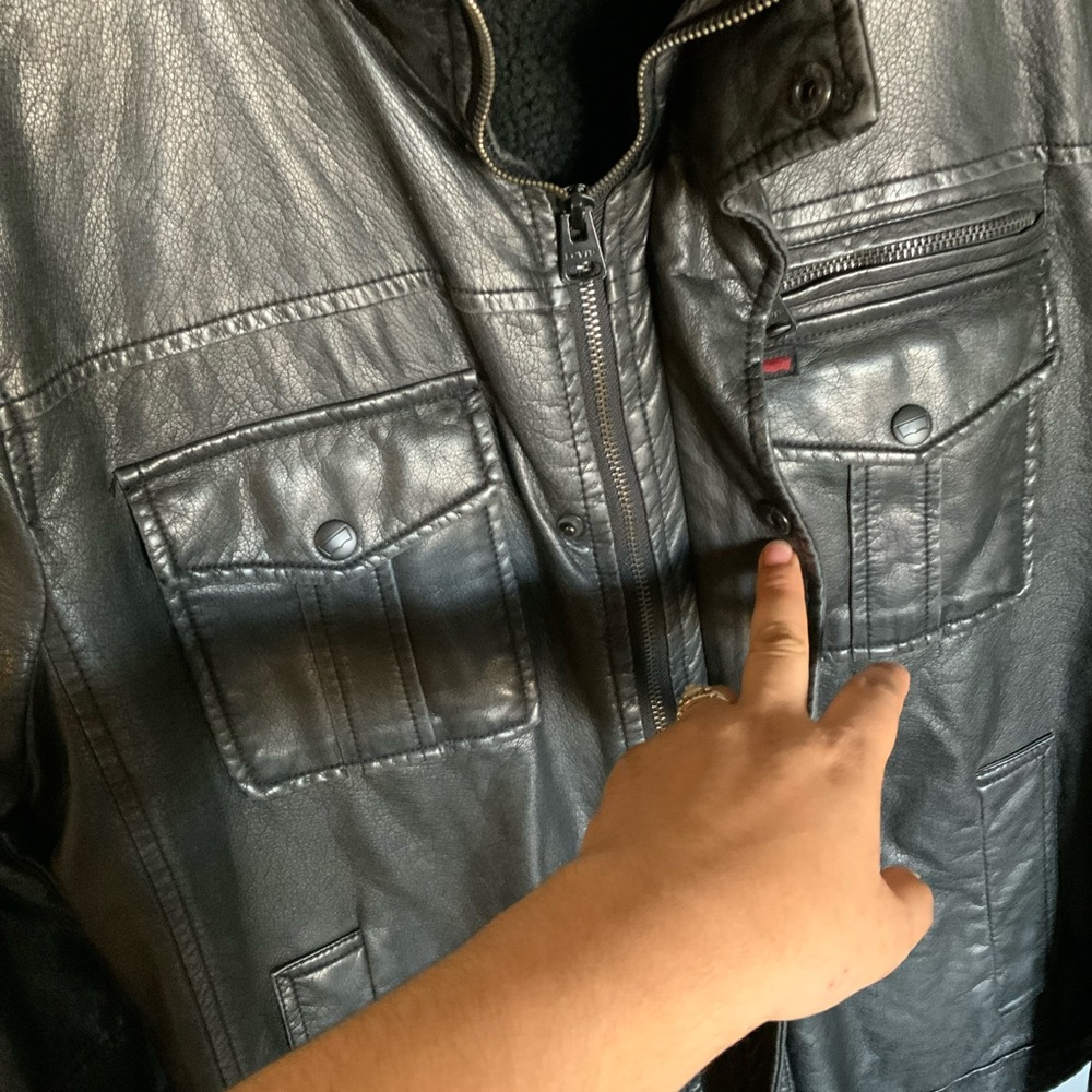 LEVI’S vintage black faux leather trucker motorcycle jacket zippers - Picture 11 of 16